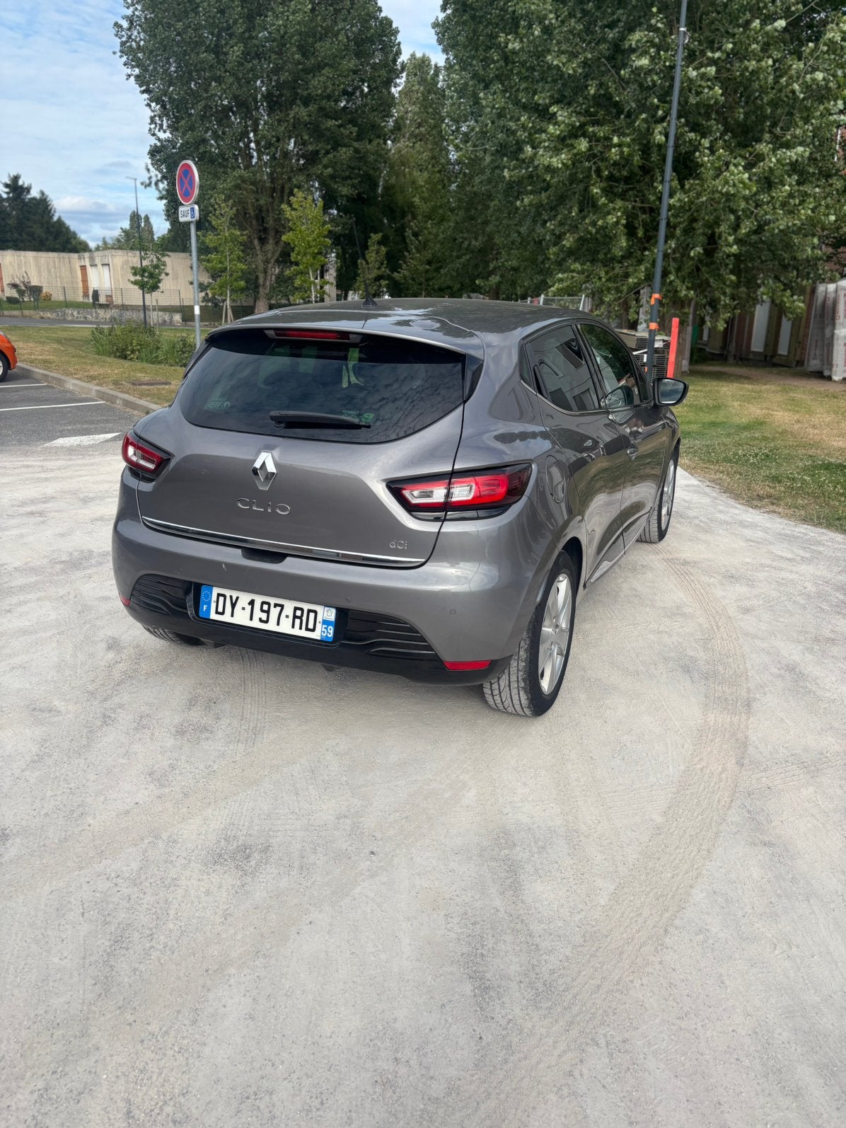 Clio IV, Autos, Renault, Euro 2, Boîte manuelle, Noir, 5 portes