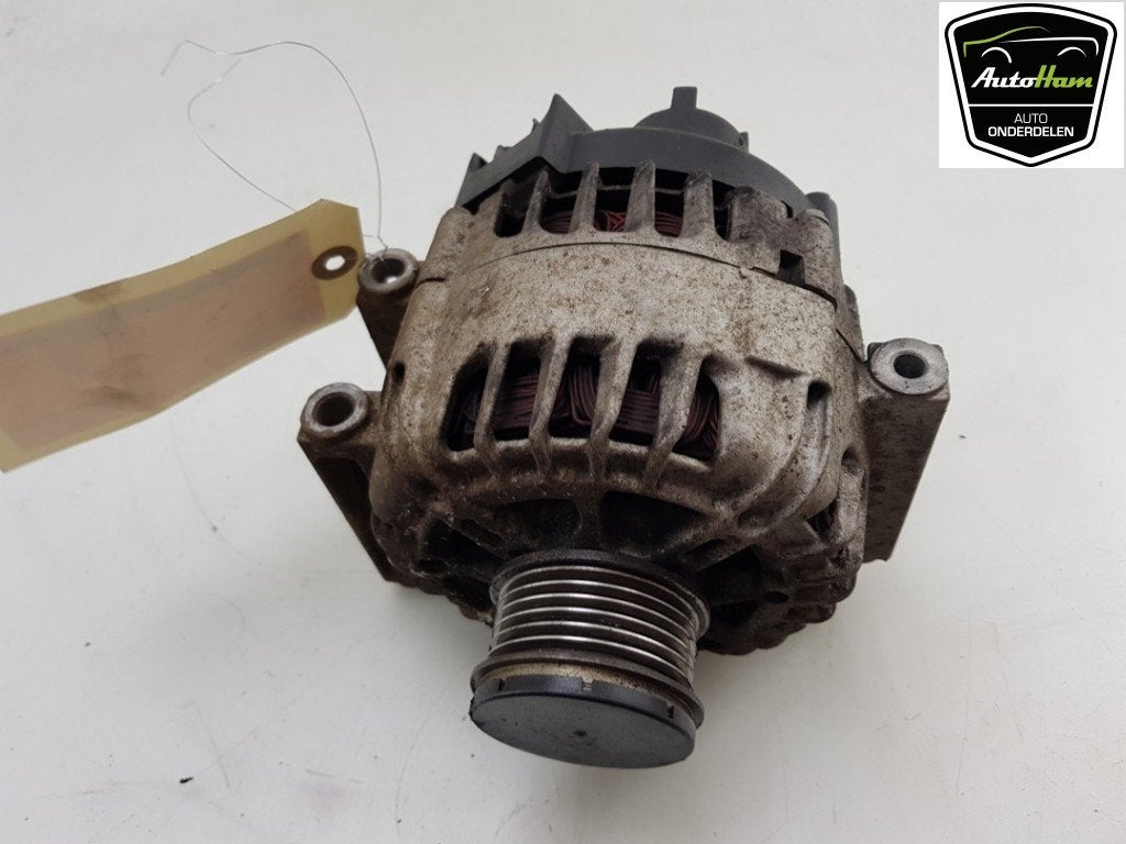 DYNAMO Opel Astra J Sports Tourer (PD8 / PE8 / PF8), Gebruikt, Opel