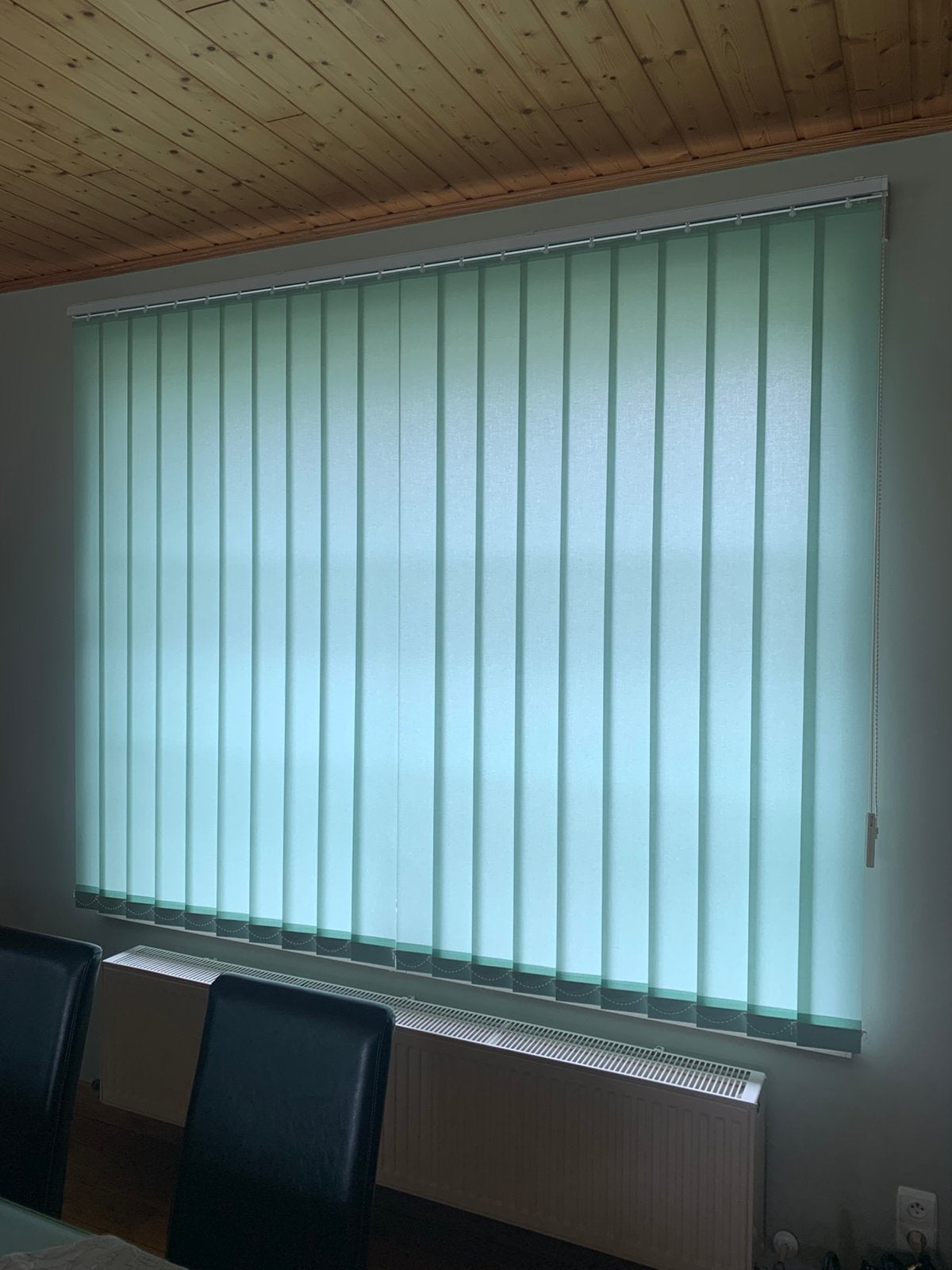 Lichtgroene lamellen met witte rail en afstandsbeugels, Ophalen, Gebruikt