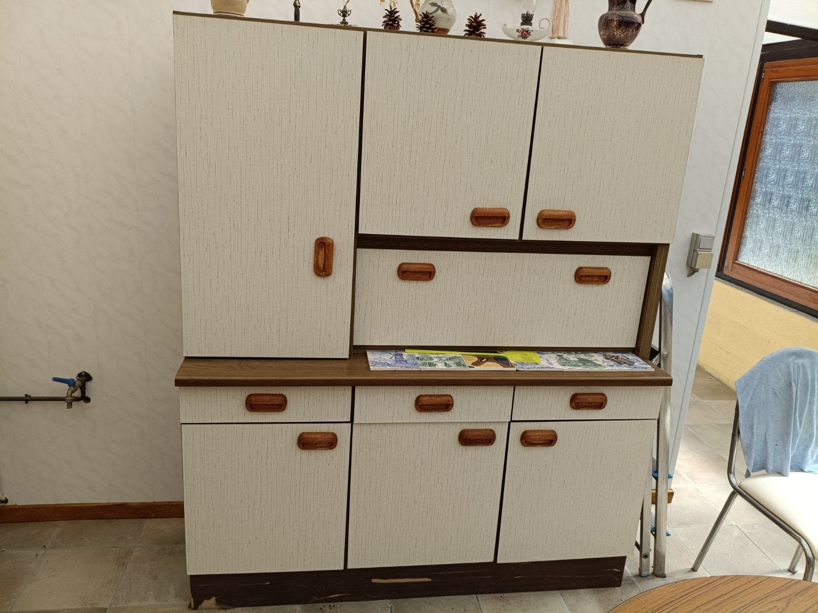 Meuble + table ronde bois, Maison & Meubles, Enlèvement, Utilisé, Bois
