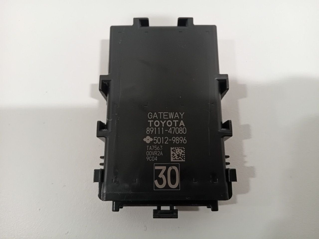 Gateway module Toyota Prius, Onderdelen@venauto.nl, Van der Ven Autorecycling B.V., Ettenseweg 76, 4706 PB Roosendaal, The Netherlands