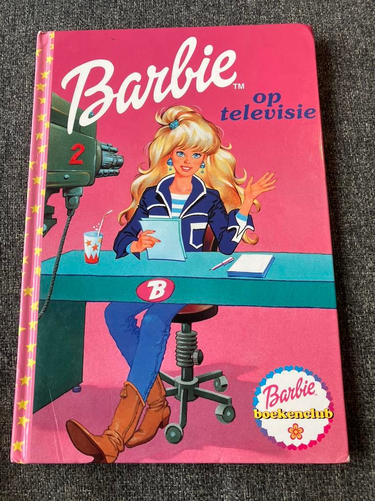 Barbie Boekenclub - Barbie op televisie, Boeken, Ophalen of Verzenden, Zo goed als nieuw, Fictie algemeen