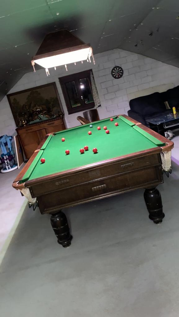 Biljart tafel 9ft, Sport en Fitness, Ophalen, Zo goed als nieuw