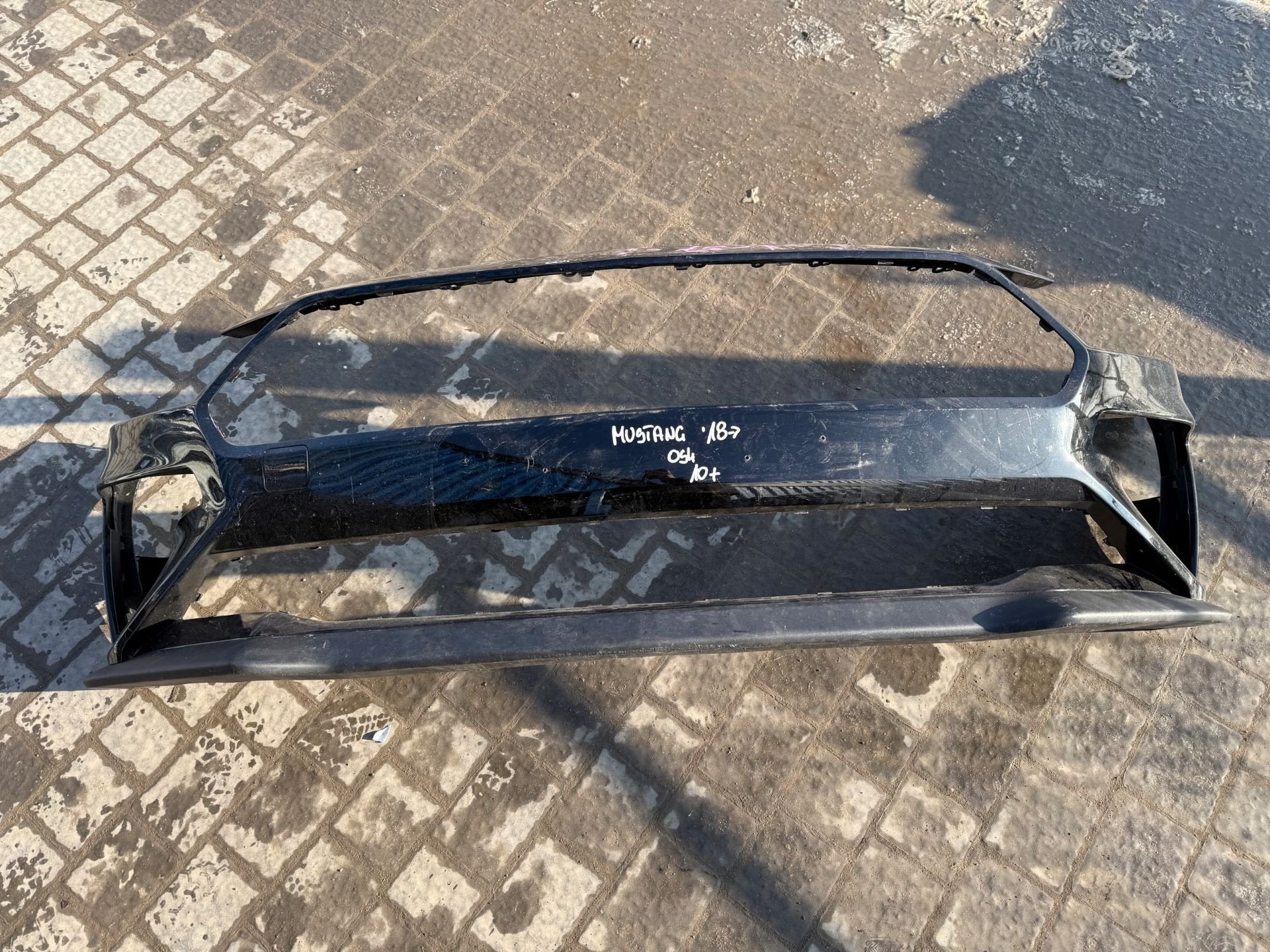 Pare-chocs avant relevable Ford Mustang VI 18, Pare-chocs, Info@ford.com, Ford Motor Company, American Road 1
48126  Dearborn