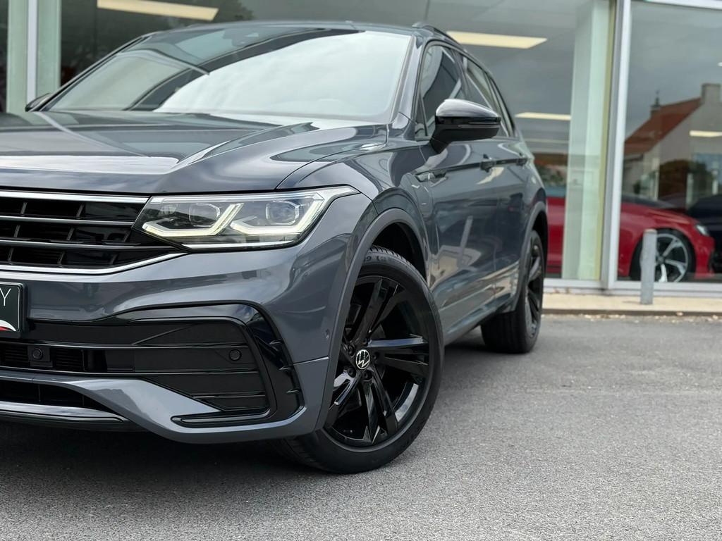 Volkswagen Tiguan 2.0 TSI 4Motion R-Line / CARPLAY / CAM / Z, Autos, Argent ou Gris, Achat, Euro 6, Entreprise