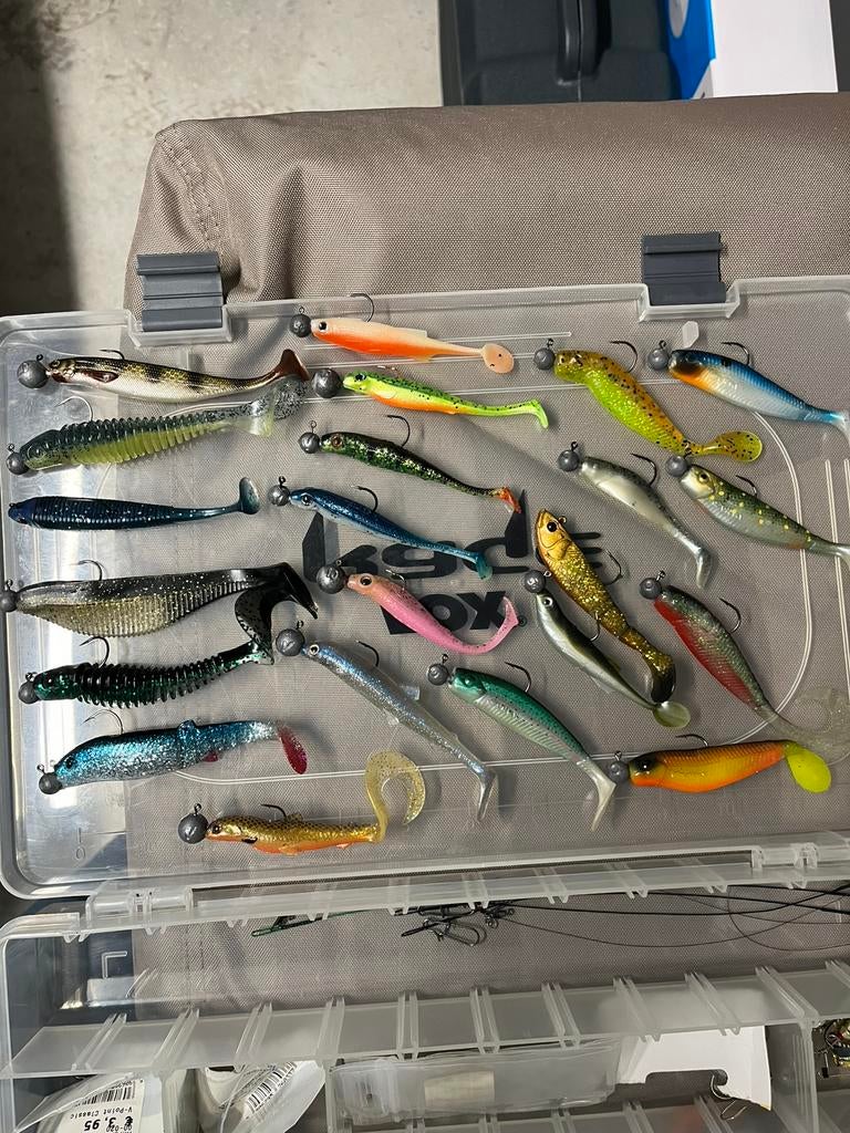 Lot vismateriaal (seths,blinkers,dobbers,visbak met bakjes), Watersport en Boten, Hengelsport | Zeevissen, Ophalen, Gebruikt