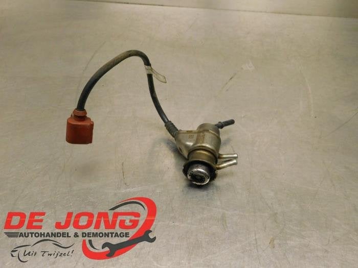 Injecteur Adblue d'un Volkswagen Caddy, Volkswagen, -, 3 mois de garantie, Utilisé