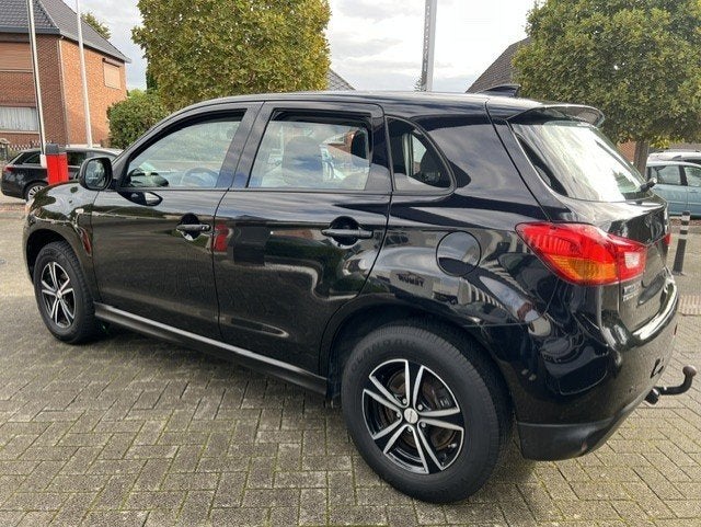 Mitsubishi ASX 1.6i 115pk Airco Pdc  2017, Auto's, Voorwielaandrijving, Stof, https://public.car-pass.be/vhr/1a9a1c82-692f-446f-b617-b1d9c3dede23
