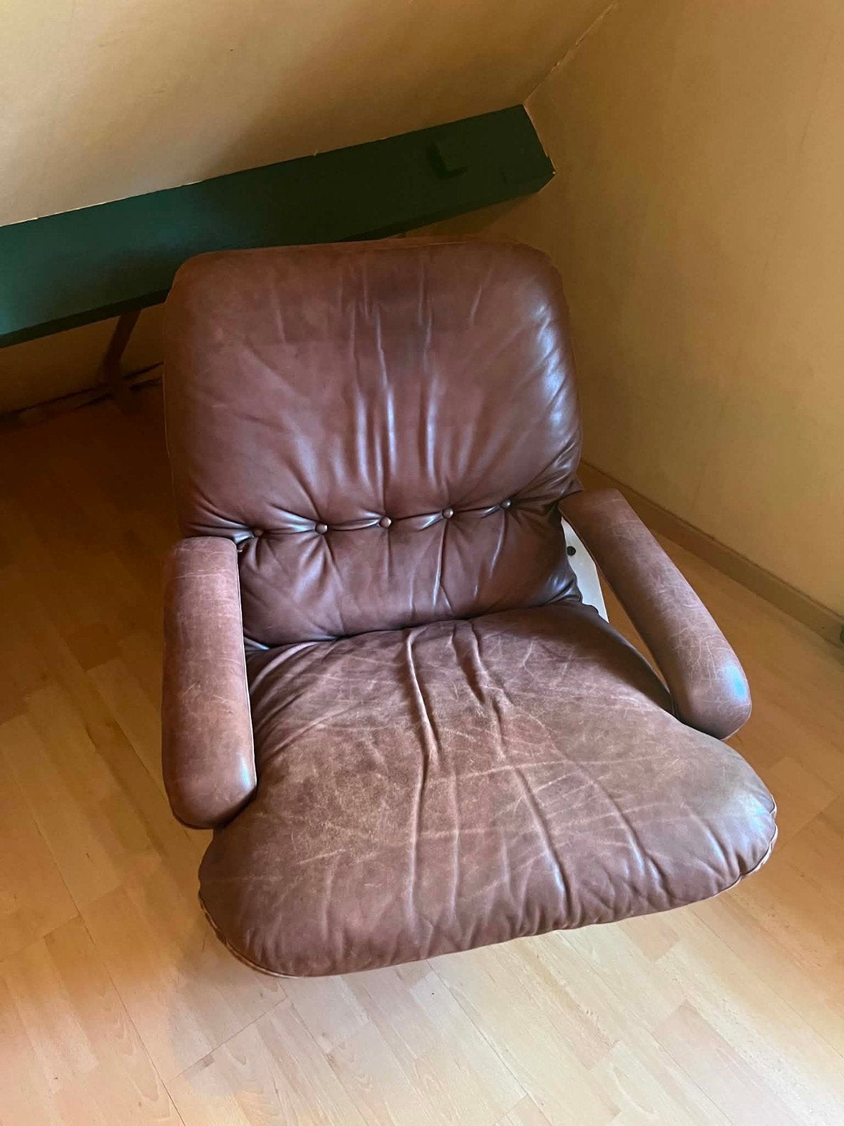comfortabele 1 zit zetel, Huis en Inrichting, Fauteuils, Ophalen, Gebruikt, Leer
