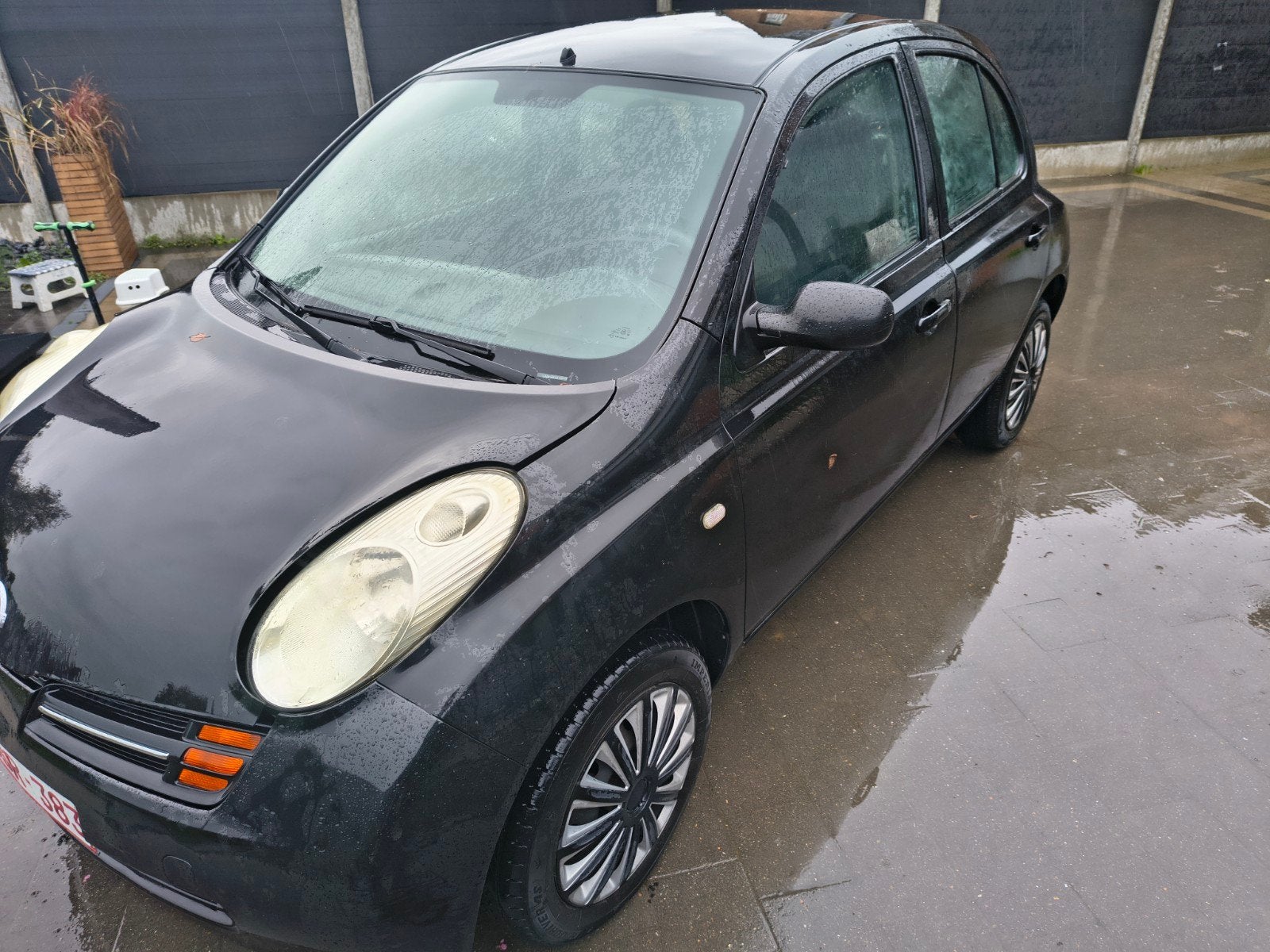 nissan micra, Auto's, Voorwielaandrijving, Stof, 4 cilinders, Zwart