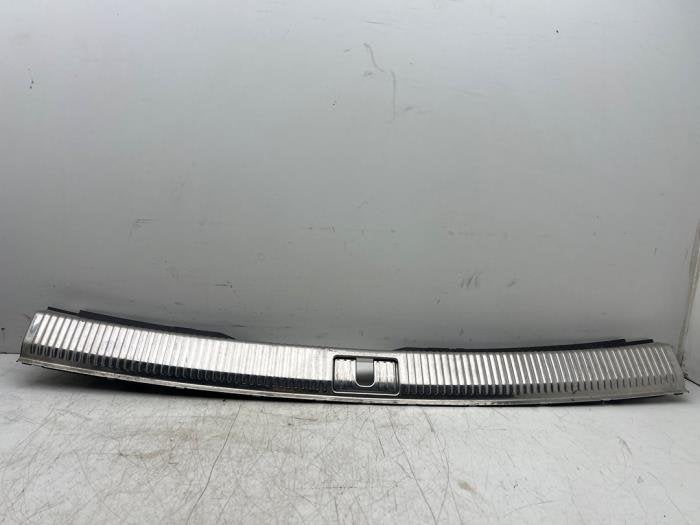 Couverture capteur serrure arrière d'un Audi A6, -, 3 mois de garantie, Audi, Utilisé