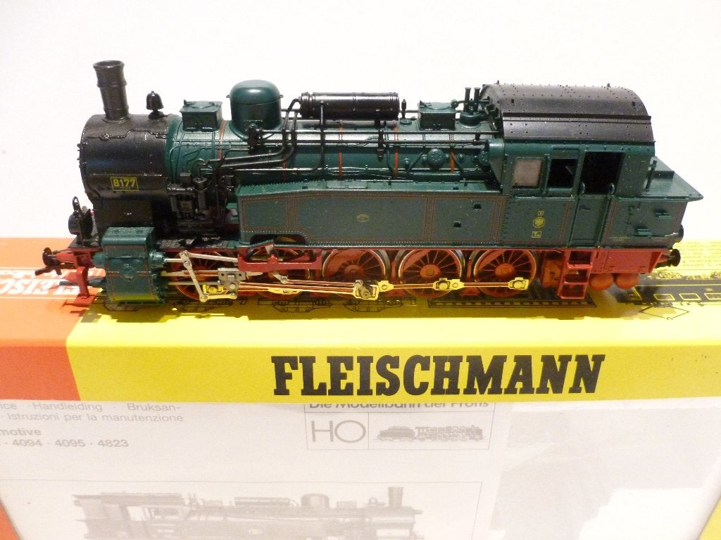 TRAINS HO, Enlèvement ou Envoi, Fleischmann, Comme neuf, Courant continu