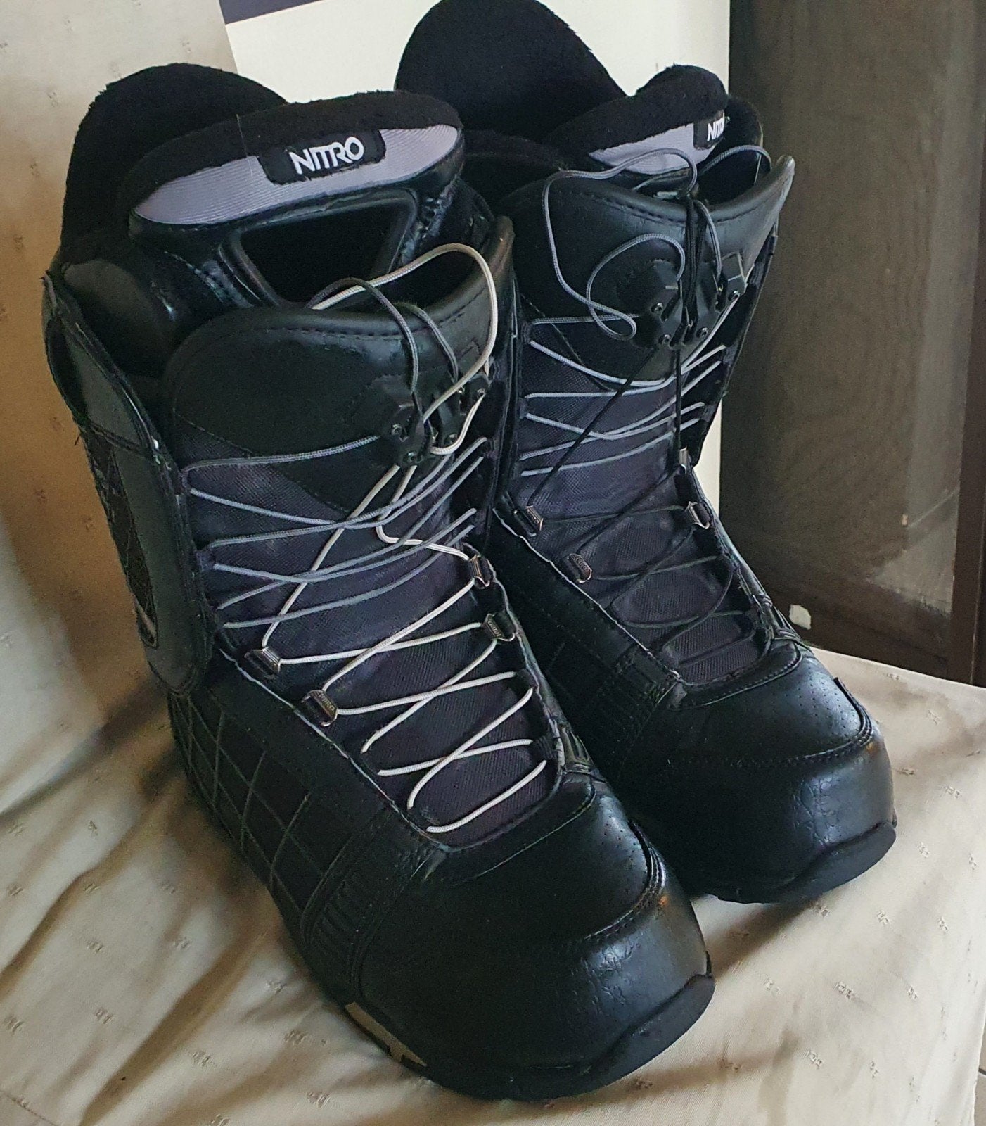 Boits de snowboard👍Nitto👍Le top👍Neuf + Air semelles👍t: 4, Sports & Fitness, Enlèvement ou Envoi, Neuf, Bottes de neige