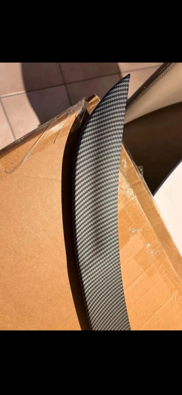 Spoiler Carbon Tesla Y juniper, Autos : Pièces & Accessoires, Enlèvement, Neuf