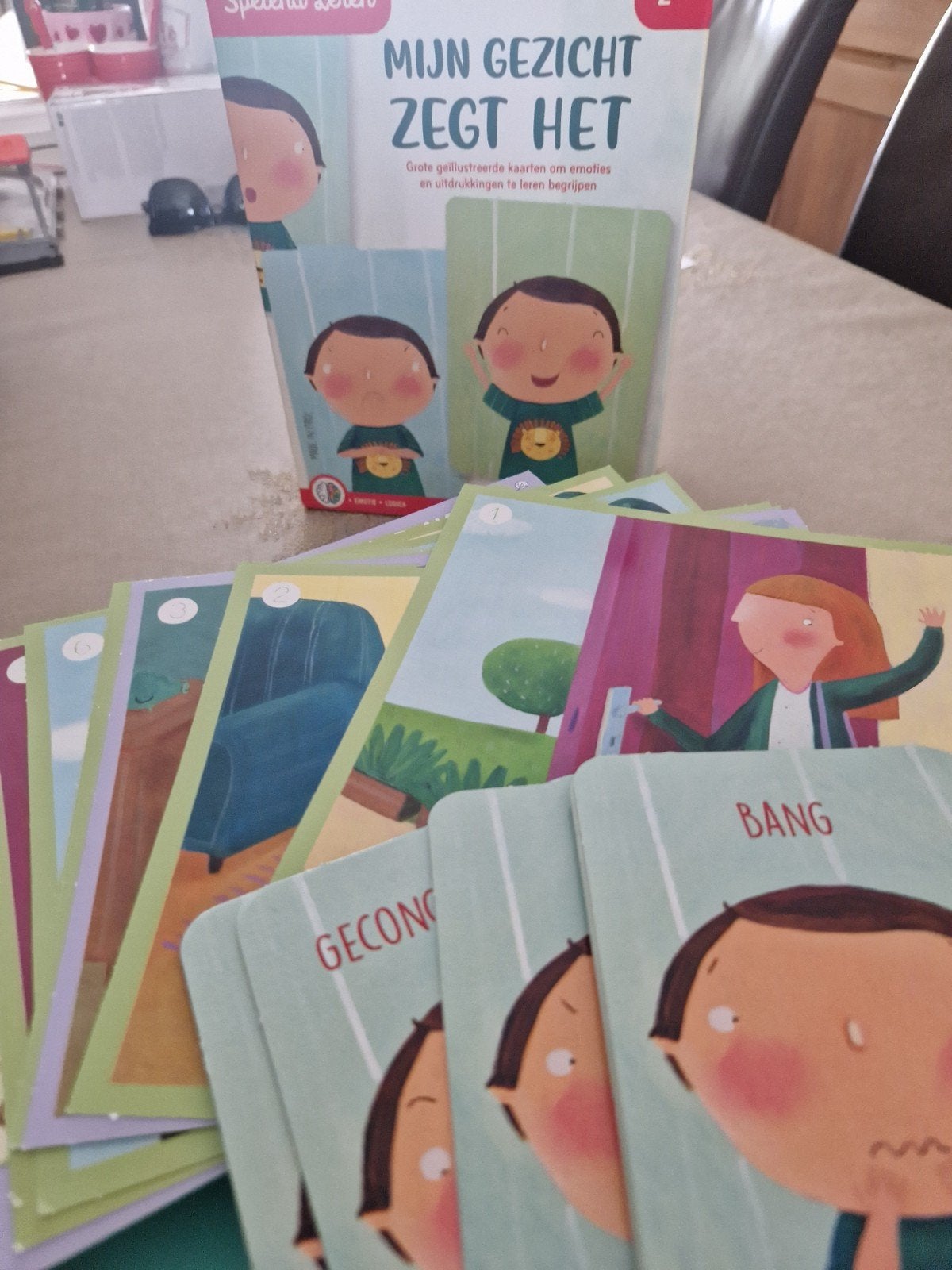 clementoni mijn gezicht zegt het, Kinderen en Baby's, Speelgoed | Educatief en Creatief, Ophalen, Zo goed als nieuw, Ontdekken