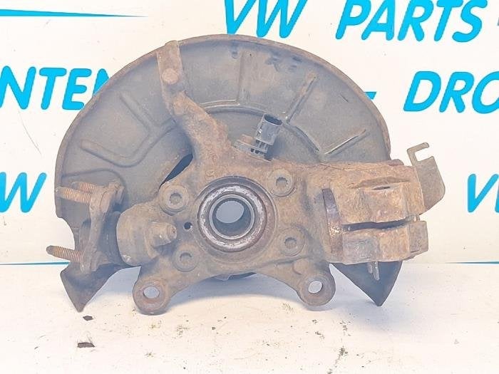 Joint avant gauche d'un Volkswagen Touran, Volkswagen, -, 3 mois de garantie, Utilisé