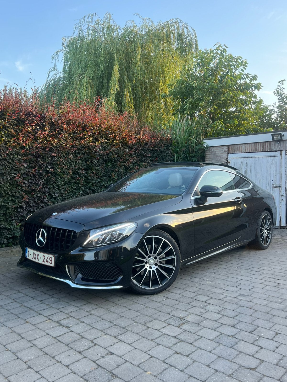 MB C200 Coupé AMG Night | Full Pano Beige | Nieuwstaat, Automaat, 4 zetels, Zwart, Leder