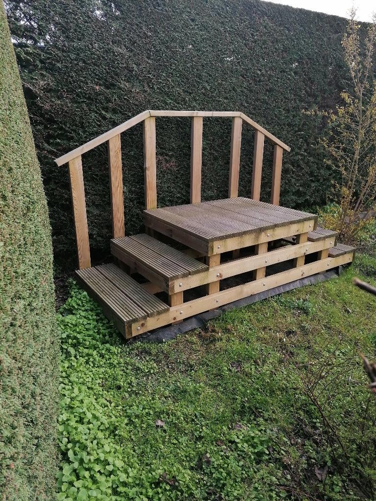 opstap trap aan caravan, Ophalen, Zo goed als nieuw