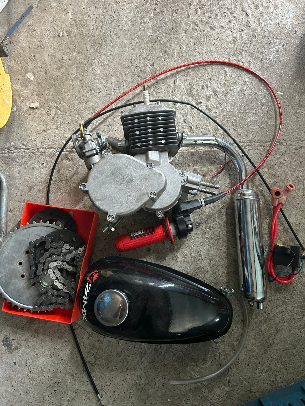 Motor kit voor fiets, Fietsen en Brommers, Brommeronderdelen | Algemeen, Ophalen, Zo goed als nieuw