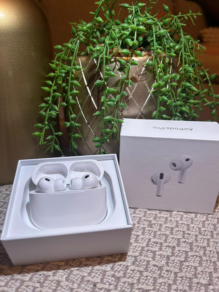 AirPods Pro 3 moet weg 🔥, Télécoms, Téléphonie mobile | Écouteurs, Comme neuf, Intra-auriculaires (In-Ear), Apple, Blanc, Réduction active du bruit