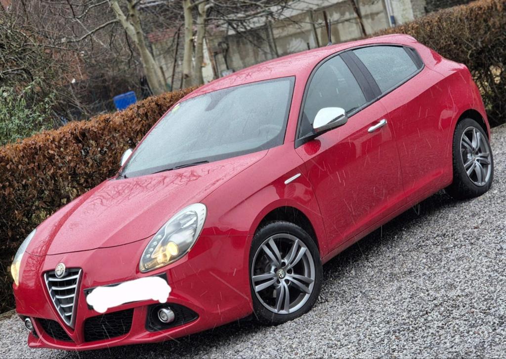 Alfa romeo Giulietta 16jtd 117mkm 2014 1prop ctok  7700€, Autos, Euro 5, Boîte manuelle, 5 portes, Particulier