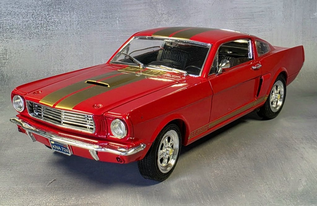 Universal Hobbies 1/18 - Ford Mustang 350 GT Hertz 1966, Enlèvement ou Envoi, Comme neuf, Voiture, Autres marques