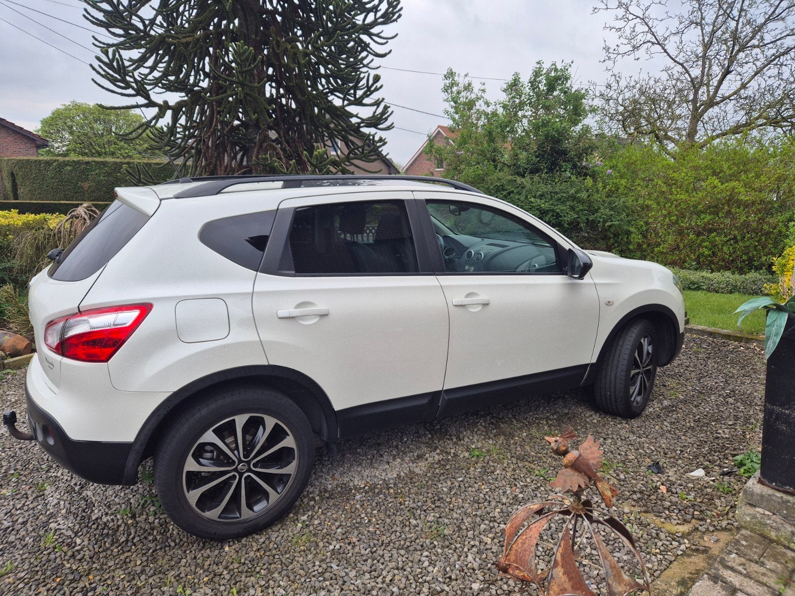 mooie parelmoer kleurige Nissan Qashqai, Autos, Nissan, Euro 5, Autres couleurs, Noir, 5 portes