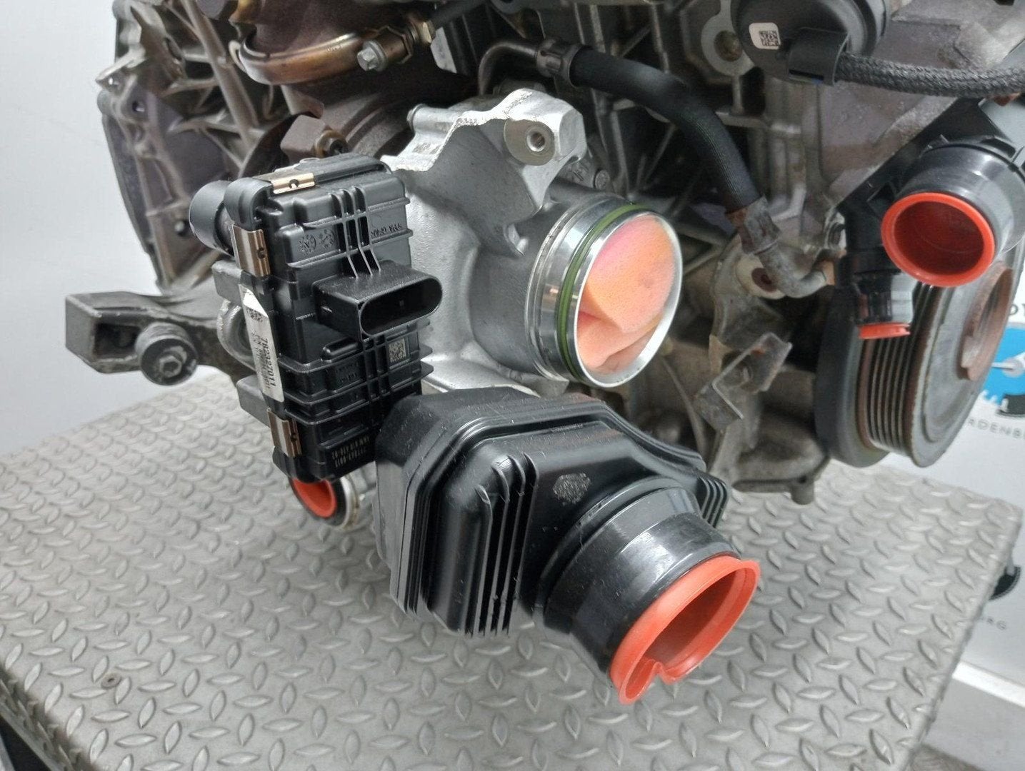 BMW 3 SERIES TURBO 7823270 2017, Autos : Pièces & Accessoires, Moteurs & Accessoires, Enlèvement ou Envoi, Utilisé, Stiba membre
