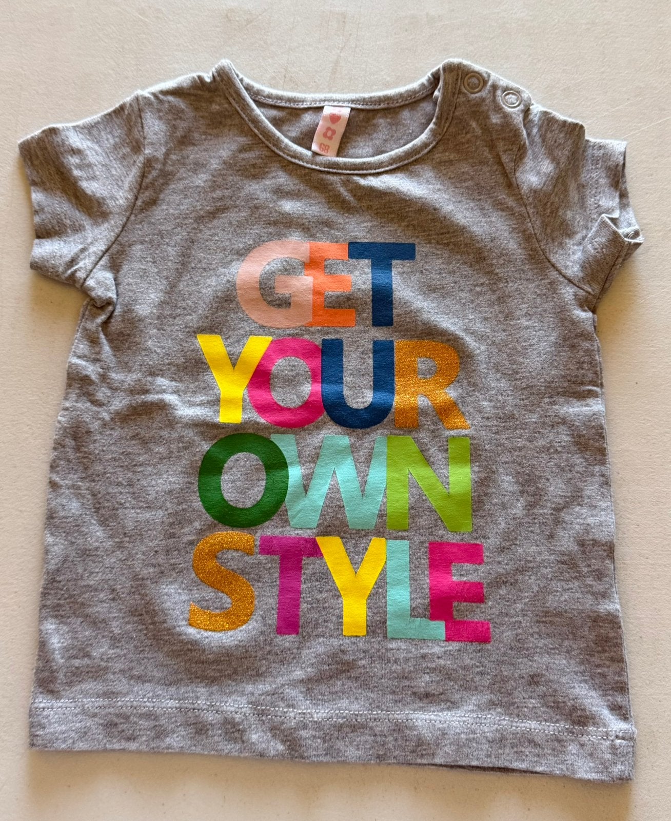 T-shirt d'été en bon état neuf (68), Enlèvement, Comme neuf, Fille