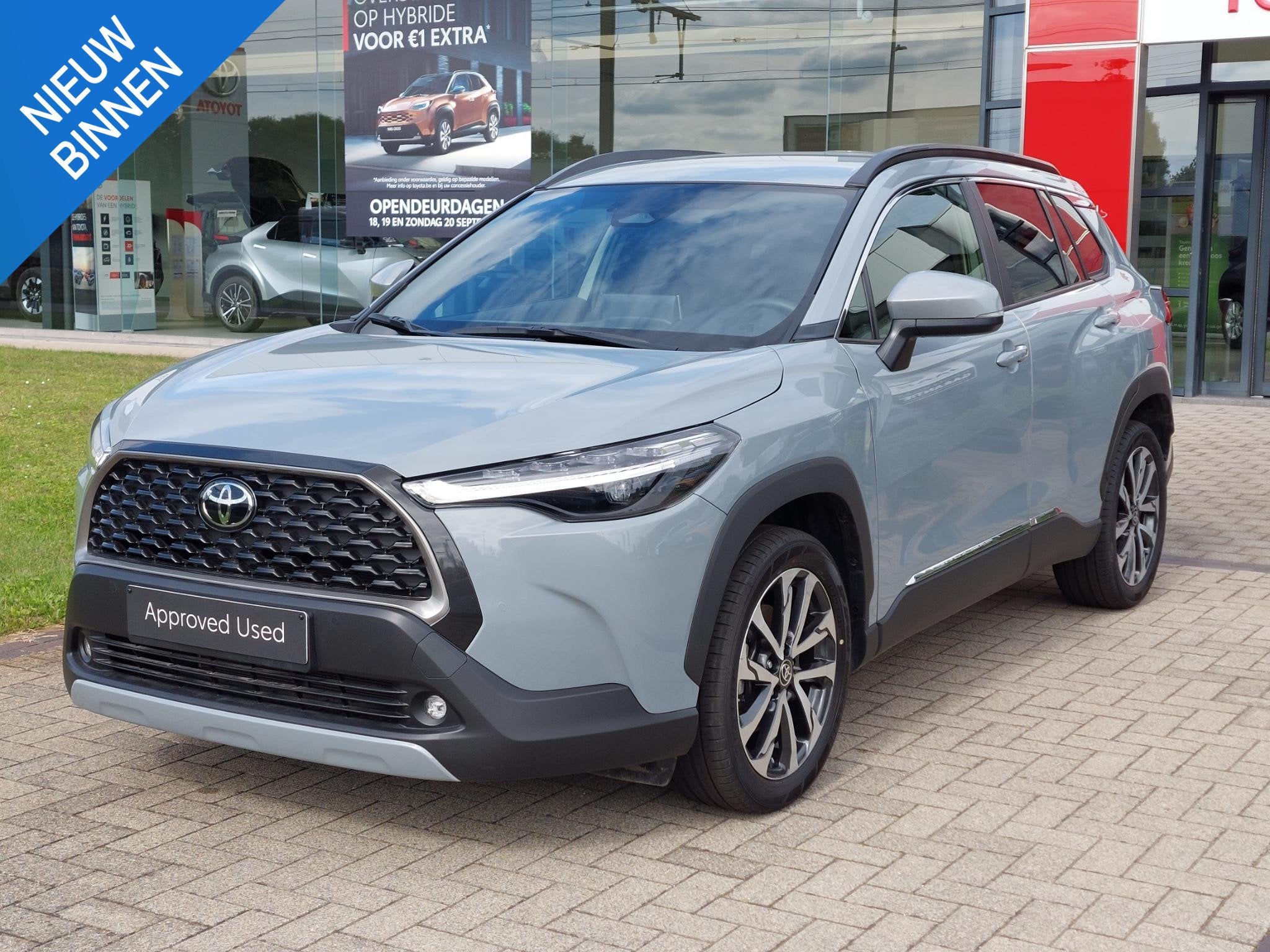 Toyota Corolla Cross 1.8 Hybrid 140 Style e-CVT, Autos, 1355 kg, Argent ou Gris, Achat, Euro 6
