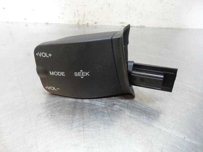Commande radio volant d'un Ford Focus (Focus 04-), -, 3 mois de garantie, -, -