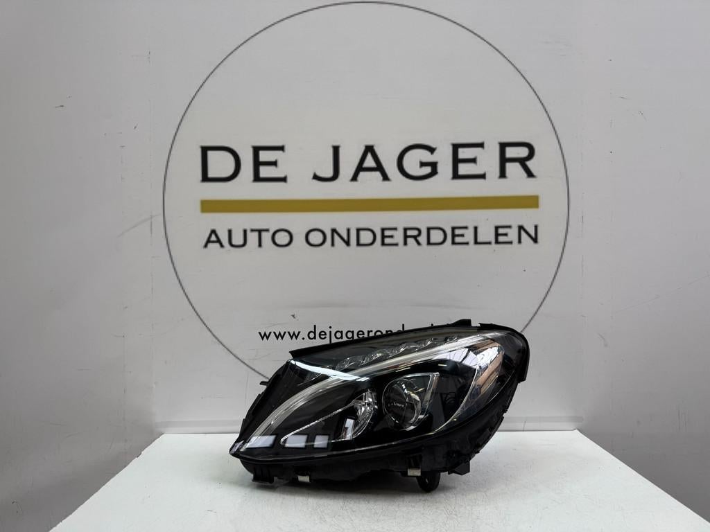 Phare gauche haute performance Mercedes Classe C W205 A20590, Mercedes-Benz AG, Mercedes-Benz, Utilisé, Mercedesstrasse 120
70372  Stuttgart, DE