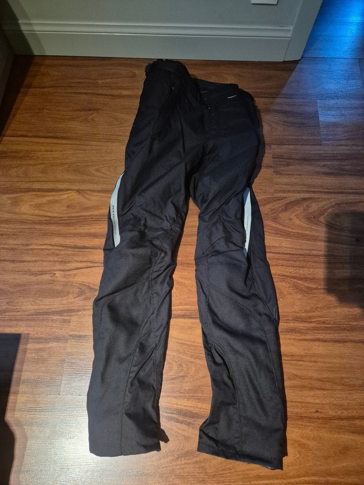 Motorpak vrouwen, Ophalen