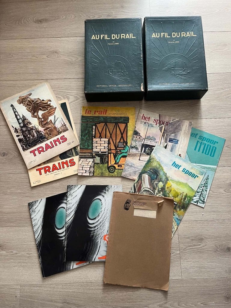 LOT DE DOCUMENTATION FERROVIAIRE BELGE – 1946 à 1965, Livres, Enlèvement, Comme neuf, Autres types