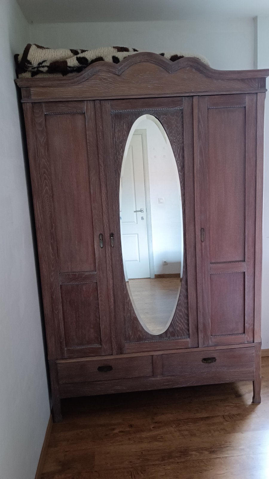 Kleding kast met grote spiegel, Antiek en Kunst, Ophalen