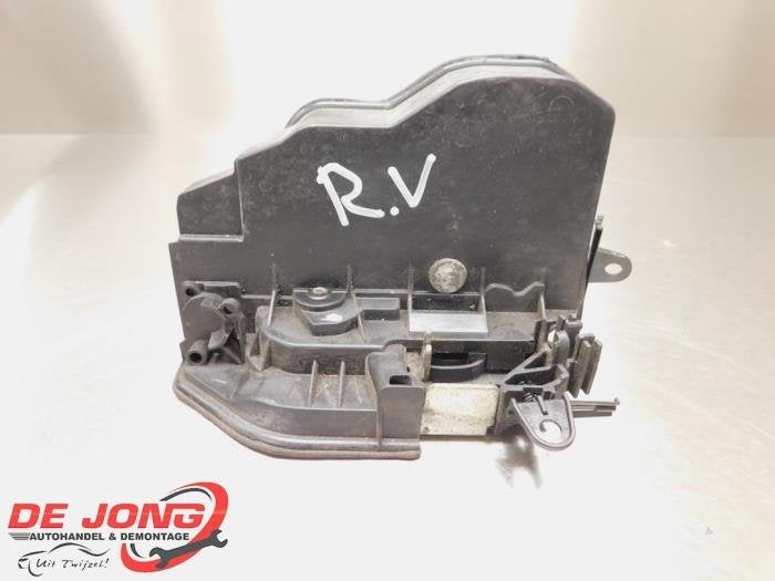 Serrure portière mécanique 4portes avant droite d'un BMW 1, -, 3 mois de garantie, Utilisé, -