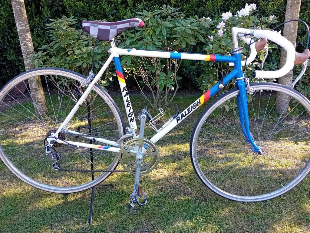Vintage koersfiets  , retro koersfiets, Fietsen en Brommers, 28 inch, Velgrem, Zo goed als nieuw, Ophalen