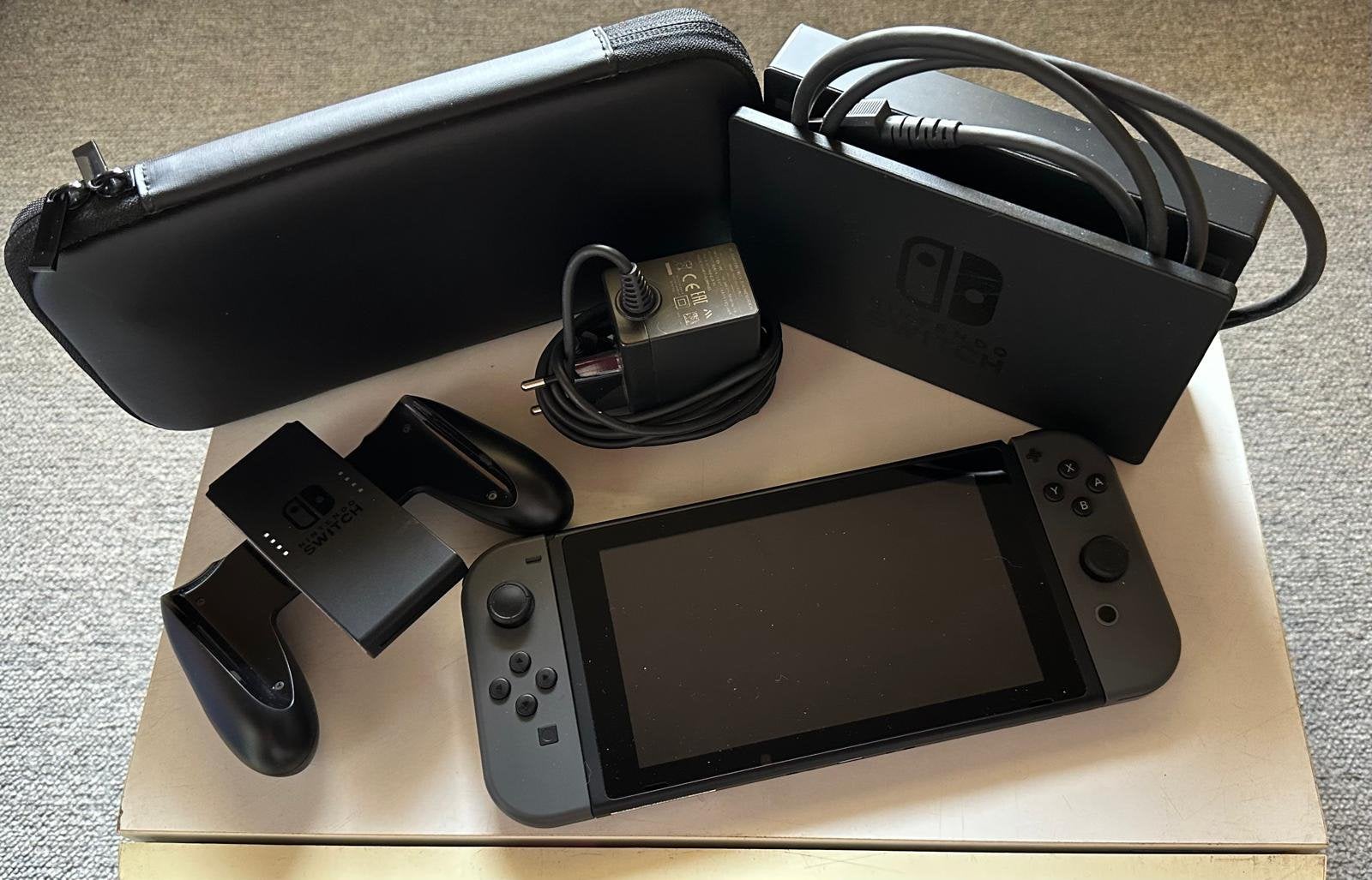 Nintendo switch 2017, Consoles de jeu & Jeux vidéo, Enlèvement, Comme neuf