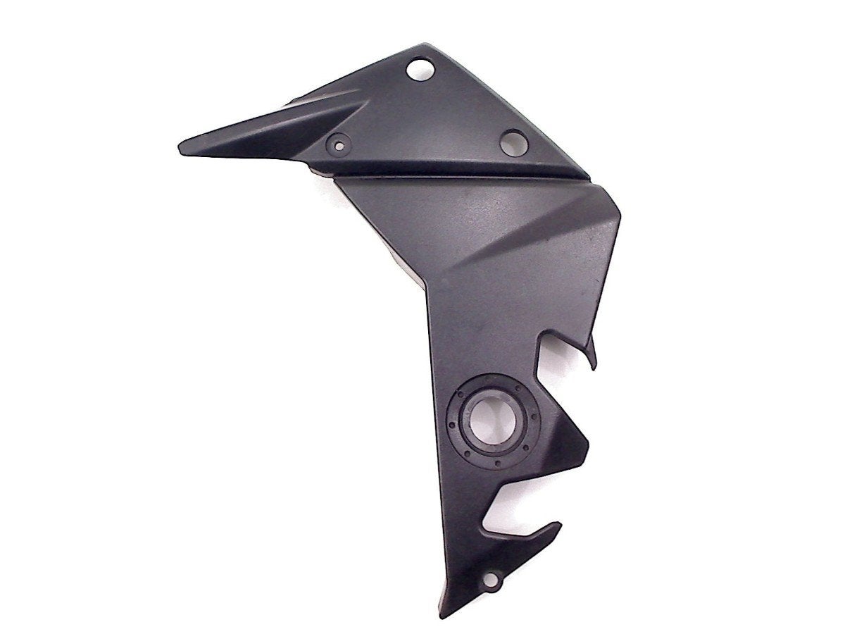 CADRE DE COUVERTURE GAUCHE Z 750 2007-2012 (Z750 ZR750L-M), Dhr. S. di Majo, Utilisé, Info@cama-motorparts.nl, P.J. Troelstraweg 8 8
3144 CX  MAASSLUIS, NL