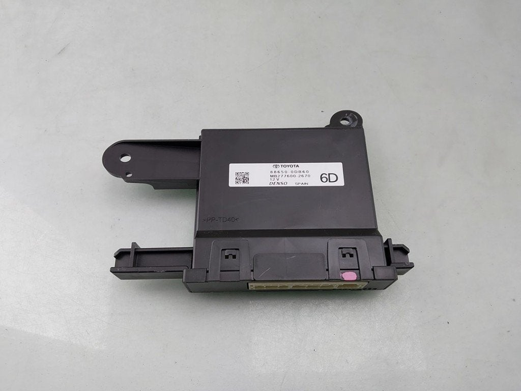 ORDINATEUR GESTION CLIMATISATION Yaris Cross (PB1 / PJ1), Dhr. J. Ham, Administratie@autoham.nl, Toyota, Utilisé