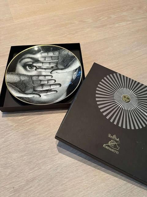 Fornasetti Handmade Plate, Enlèvement