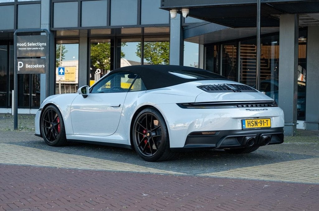 Porsche 911 Carrera 4 GTS Cabriolet (automatique), Autos, Cuir, Argent ou Gris, Achat, Euro 6