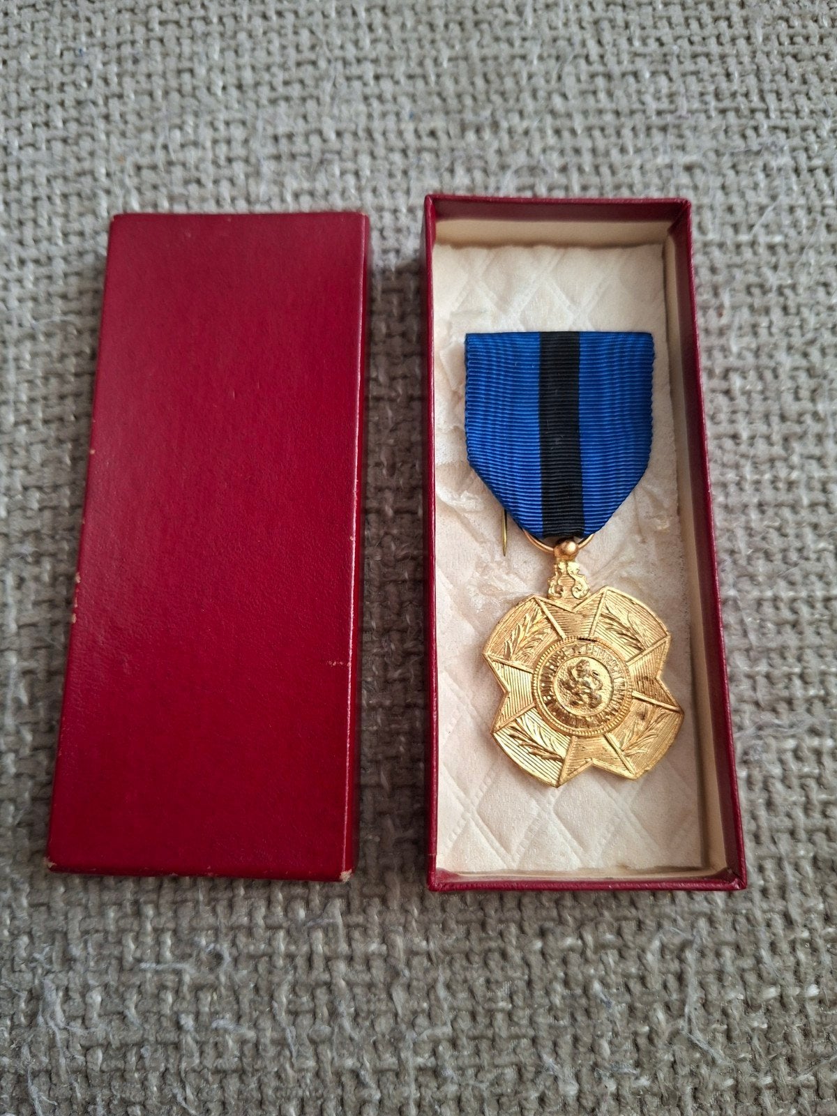 medaille leger, Postzegels en Munten, Ophalen