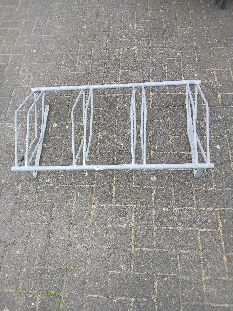 Fietsrek voor 4 fietsen, Ophalen