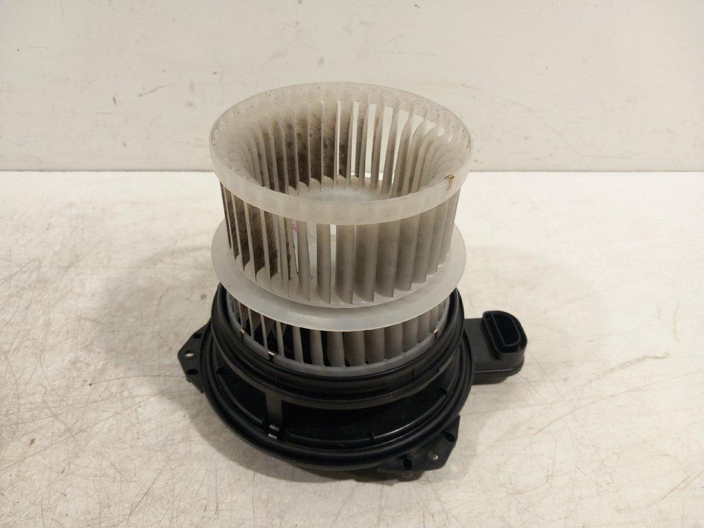Kachel ventilator motor Suzuki Swace, Auto-onderdelen, Airco en Verwarming, Suzuki, Gebruikt, Herkomst onderdeel bekend, 12 maanden garantie