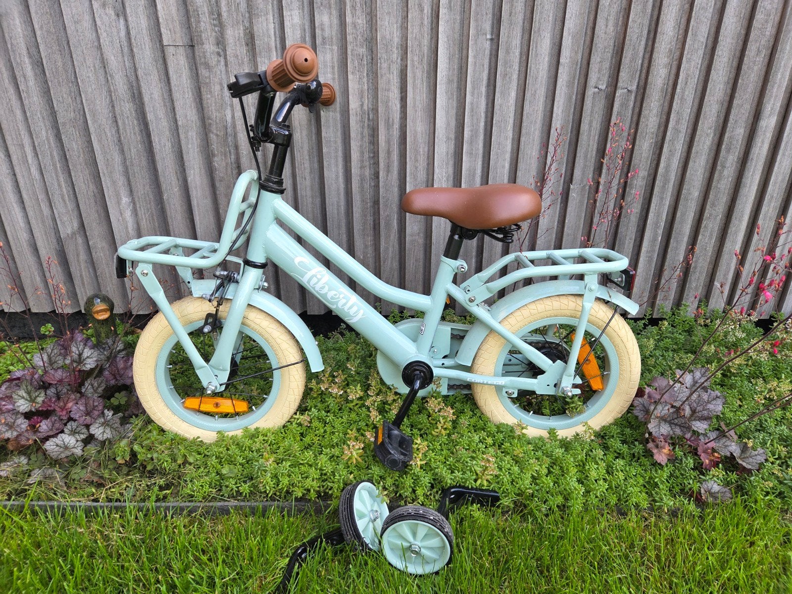 Kinderfiets 12 inch, Fietsen en Brommers, Fietsen | Kinderfietsjes, Ophalen, Zijwieltjes