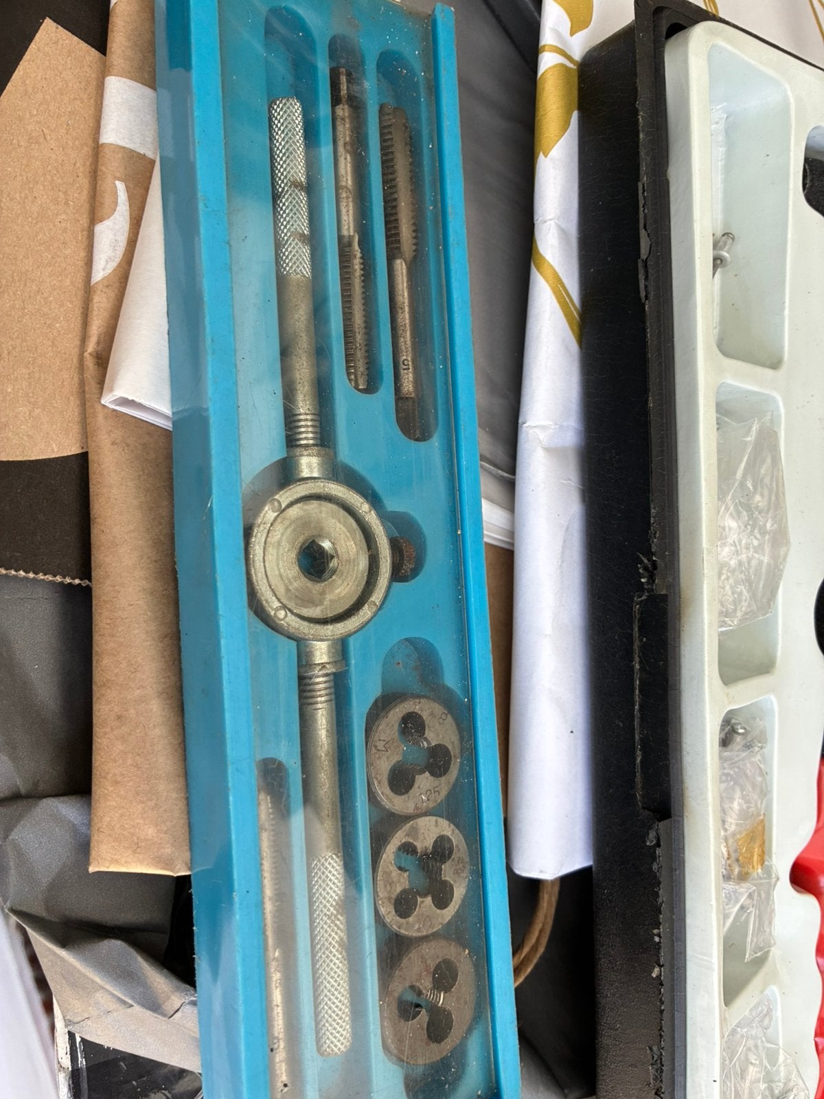 tap- en snijplaatset, Bricolage & Construction, Outillage | Outillage à main, Utilisé, Enlèvement