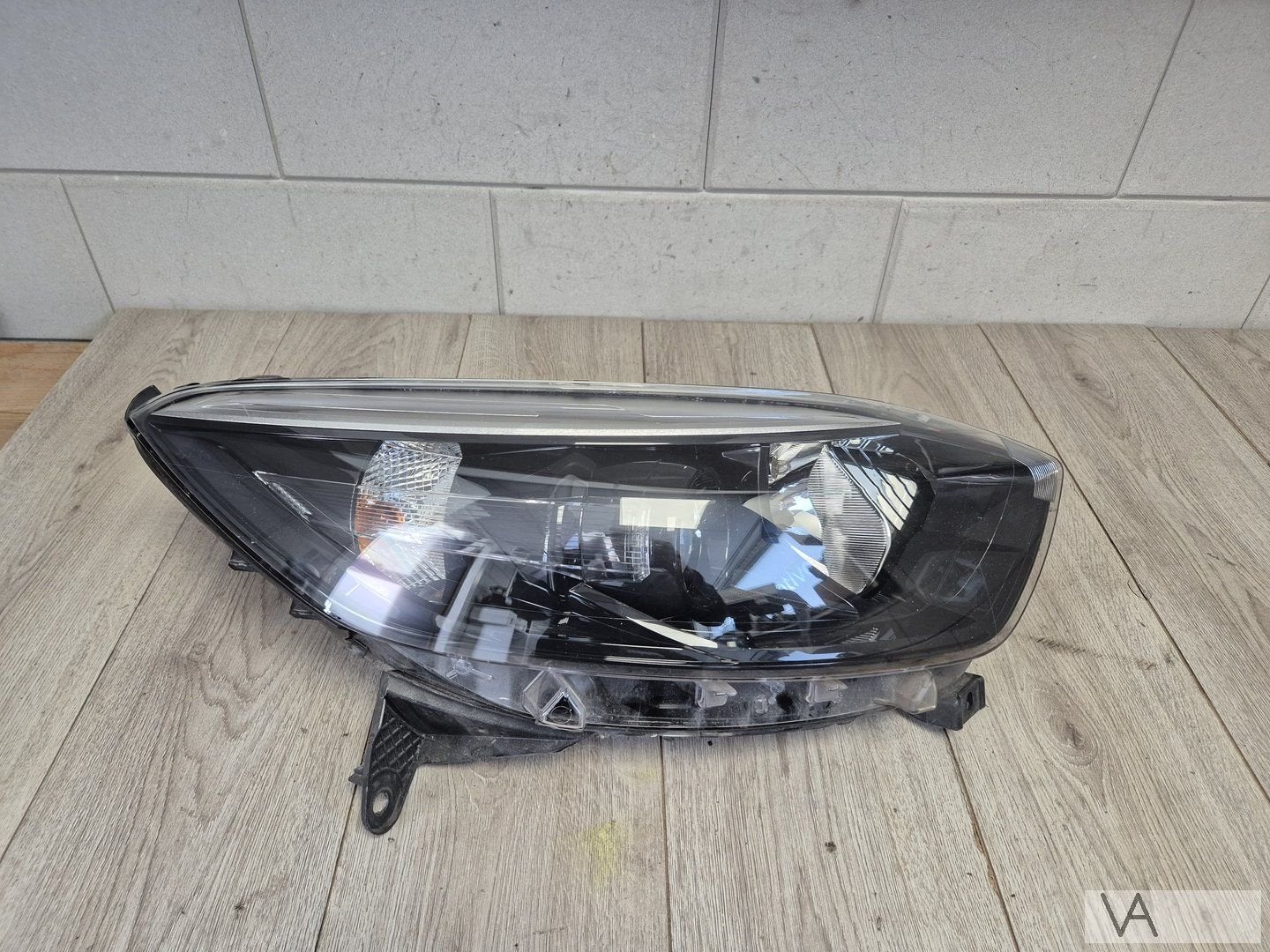Renault Captur 2012 - 2016 koplamp rechts 260100855r €100, Renault, -, Utilisé, -