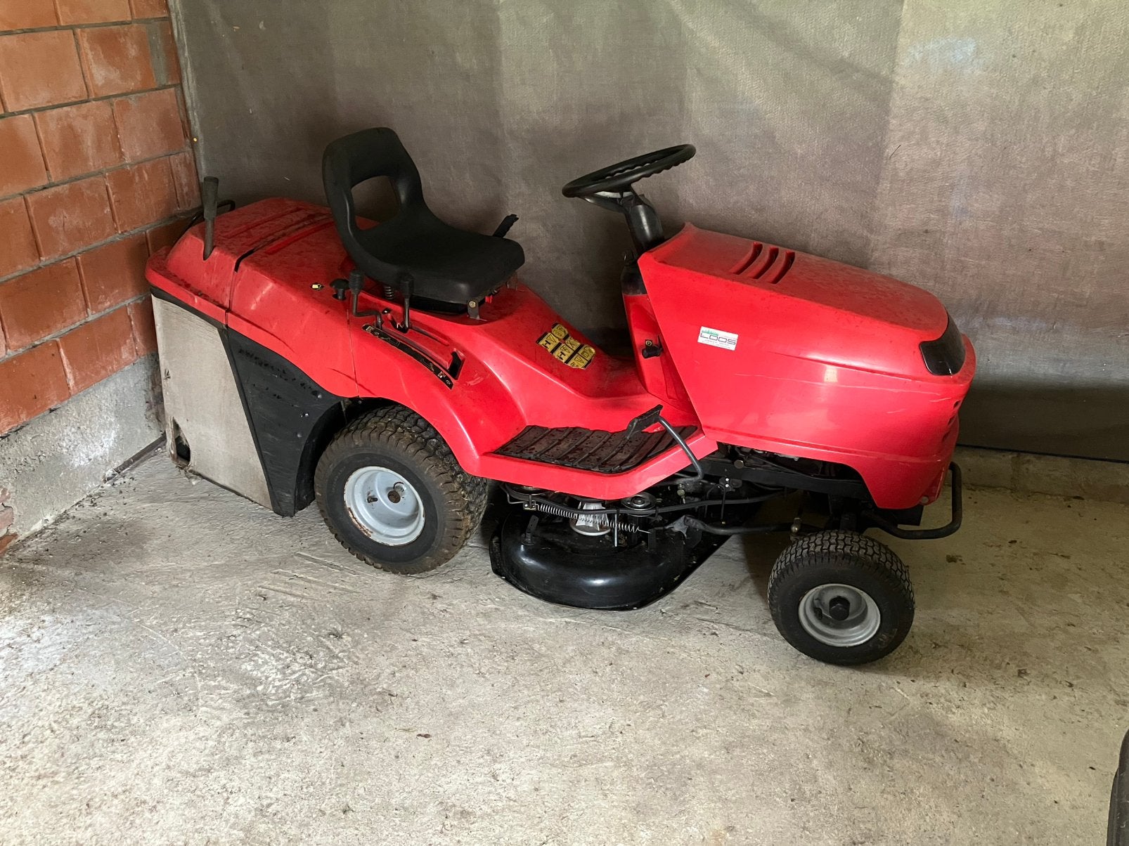 Honda HF2213 zitmaaier, Tuin en Terras, Zitmaaiers, Ophalen, Zo goed als nieuw
