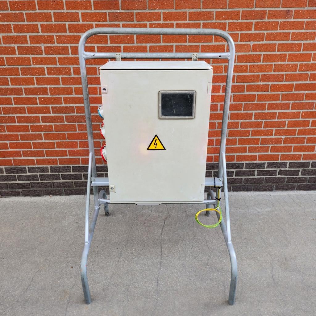 Werfkast, Bricolage & Construction, Électricité & Câbles, Enlèvement